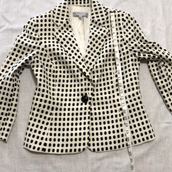 Kasper blazer size 4 - Picture 4 of 7